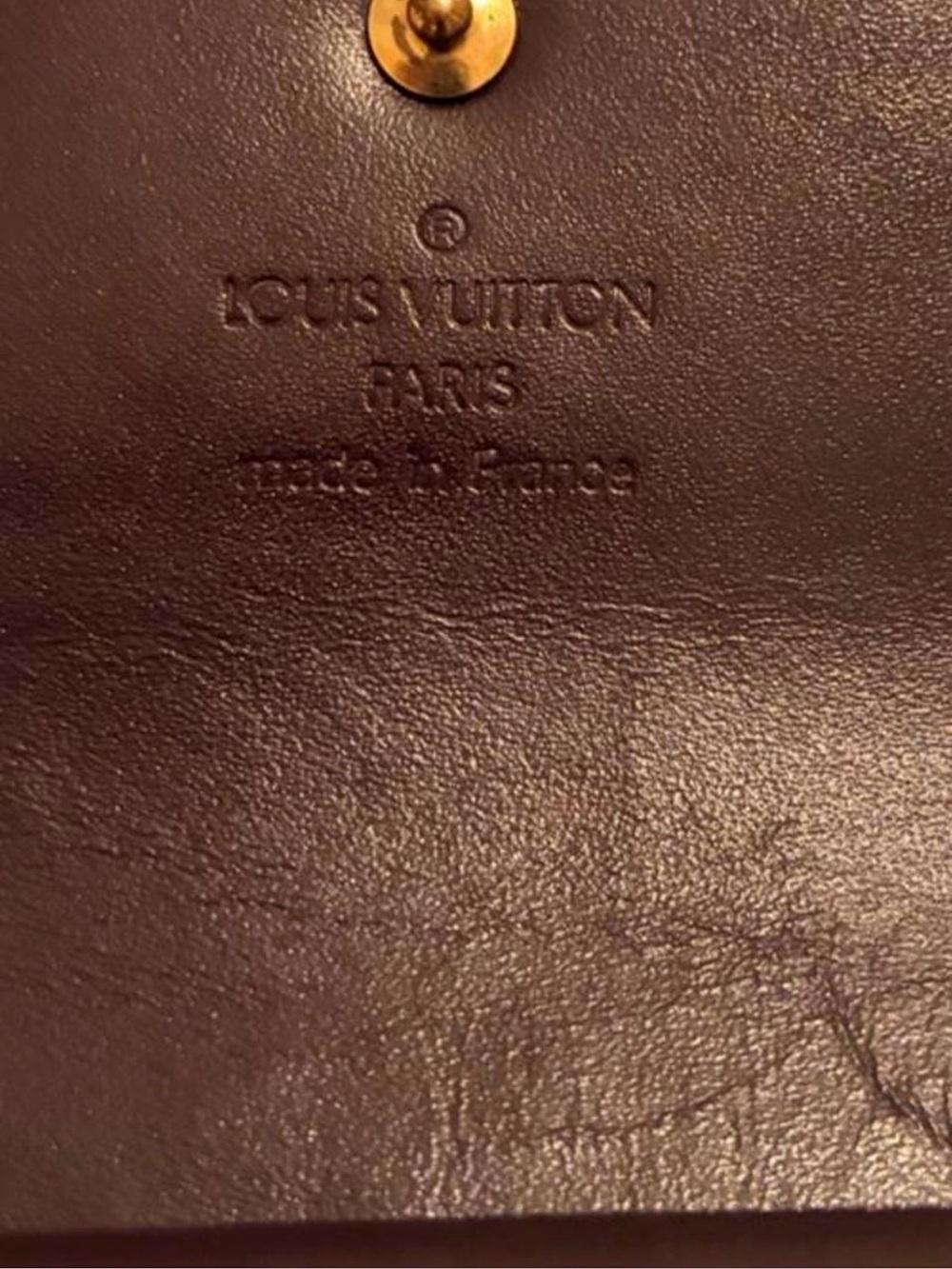 LV in MINT CONDITION - Vintage Louis Vuitton Suhali Porte Tresor Wallet in Prune - Picture 5 of 11